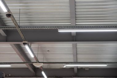 Tavan Aydınlatma Armatürleri yüklemesi askıya