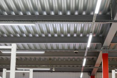 Tavan Aydınlatma Armatürleri yüklemesi askıya