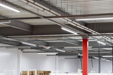 Tavan Aydınlatma Armatürleri yüklemesi askıya