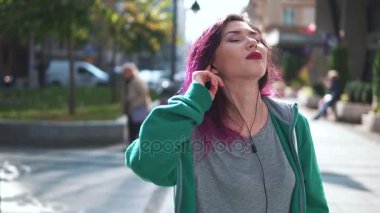 müzik açık havada için dinleme moda seksi kadın