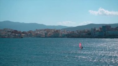 Yunanistan'da adet Rüzgar Sörfü