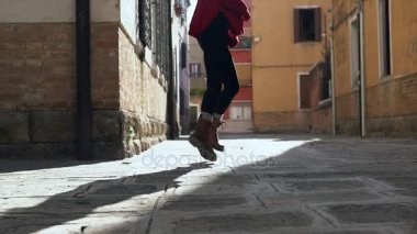 Romantik seyahat etmek turist kadın Venedik, İtalya.