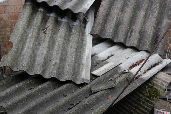 Łupek blachy na dach — Zdjęcie stockowe