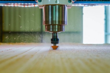 Ne zaman freze tezgahı çalışma başlatıldı. CNC.