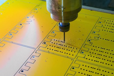 Dikey freze tezgahı Cnc ile çalışma.