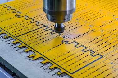 Dikey freze tezgahı Cnc. freze Milli çalışmalarını.