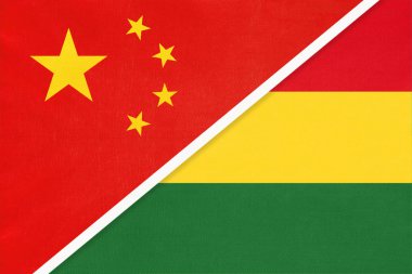 Çin ya da Prc, Bolivya ulusal bayrağına karşı tekstil. Asyalı ve Amerikan ülkeleri arasındaki ilişki.