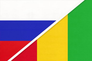 Rusya ya da Rusya Federasyonu, Gine Cumhuriyeti 'ne karşı, tekstilden iki ulusal bayrağın sembolü. Asya ve Afrika ülkeleri arasındaki ilişki, ortaklık ve şampiyonluk.