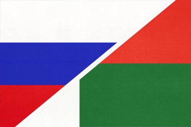 Rusya ya da Rusya Federasyonu, Madagaskar Cumhuriyeti 'ne karşı, tekstil sektöründen iki ulusal bayrağın sembolü. Asya ve Afrika ülkeleri arasındaki ilişki, ortaklık ve şampiyonluk.