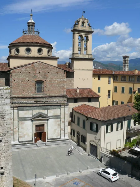 Santa Maria delle Carceri church in Prato — Stockfoto