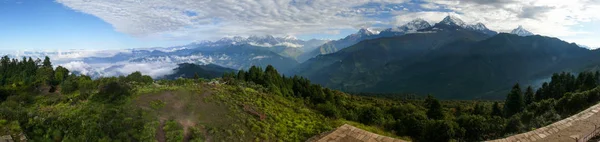 Rango de Annapurna desde Poon Hill durante el amanecer, Nepal — Foto de Stock