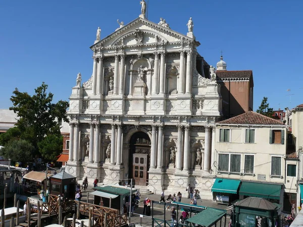 Όμορφη εκκλησία στη Βενετία — Φωτογραφία Αρχείου