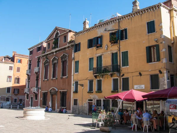 Little venetian square — Stock Photo, Image