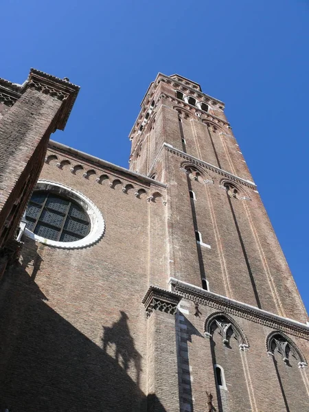 Frari 大教堂在威尼斯 — 图库照片