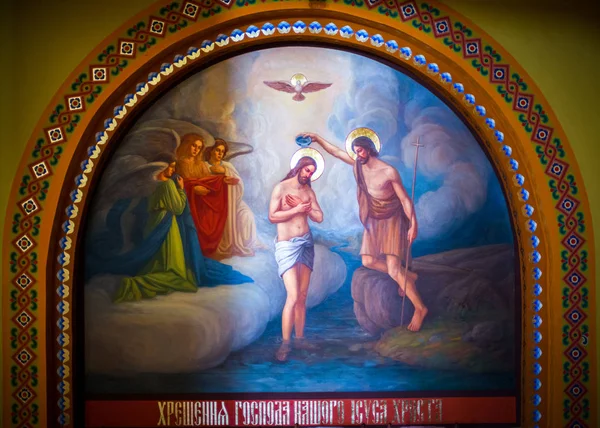 Biblical paintings in the temple. Bukovina in Ukraine — Stock Photo, Image