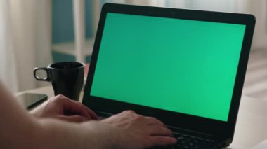 Krom Anahtarlı dizüstü bilgisayar