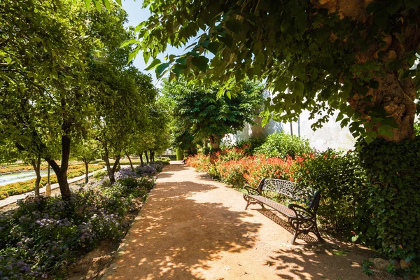 Çeşme ve bahçeleri Alcazar de Los Cristianos, Reyes Cordoba, Andalusia Eyaleti, İspanya