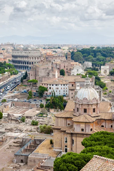 Vista aérea del centro de Roma desde el palacio de Vittoriano, región del Lacio, Italia . — Foto de Stock