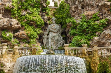 Fontana dell'Ovato, Çeşme ve Bahçe Villa d'Este, Tivoli yakınlarında Roma, Lazio bölgesi, İtalya.