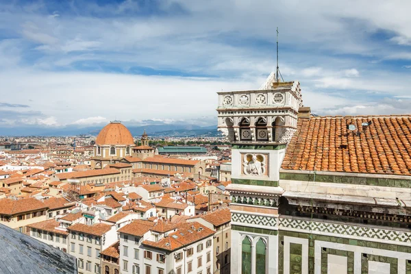 Katedrali, Santa Maria del Fiore (Duomo) parçası Campanilla Floransa, Toscana Eyaleti, İtalya, bakış açısından. — Stok fotoğraf