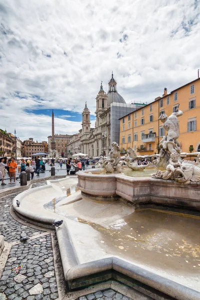 Fuente de Neptuno en Piazza Navona, Roma, Región del Lacio, Italia . — Foto de Stock