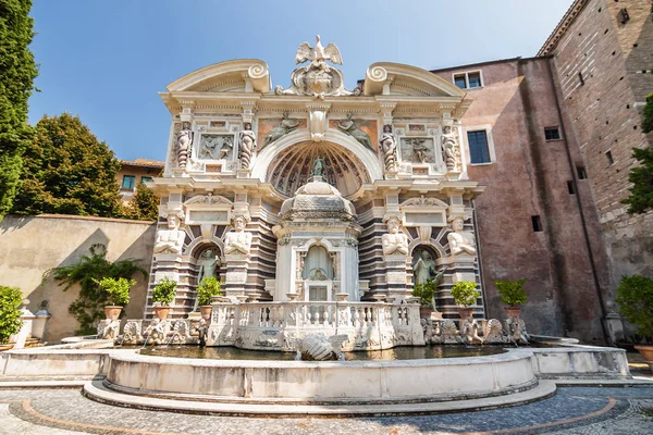 在罗马，意大利拉齐奥大区附近的蒂沃利花园的别墅埃斯特器官喷泉. — 图库照片