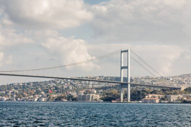 Boğaziçi köprü bağlayan Avrupa ve Asya, Istanbul, Türkiye.