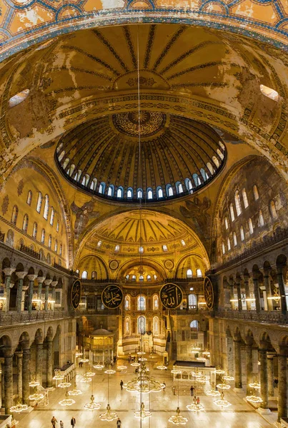 Interior de Hagia Sofia (Ayasofya) em Istambul, Turquia . — Fotografia de Stock