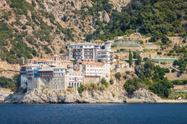 Deniz Manzaralı bir Saint Athos, Khalkidiki, Yunanistan monasterys.