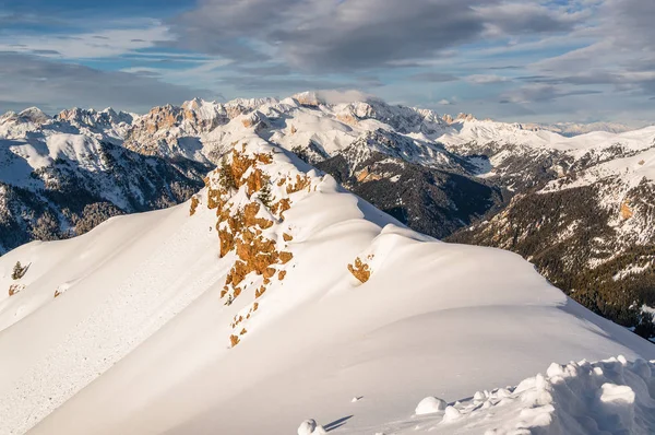 Morning view of Dolomites at Belvedere valley near Canazei of Val di Fassa, Trentino-Alto-Adige region, Italy. — Stock Photo, Image