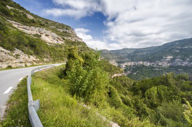 Milli Parkı Sant Miquel del Fai değil yağ Barcelona, Catalonia, İspanya'dan bulutlu görünümünü.