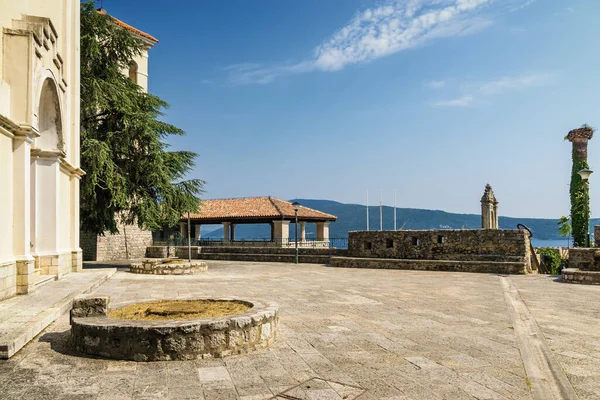 Vista Soleada Del Herceg Novi Las Montañas Montenegro — Foto de Stock