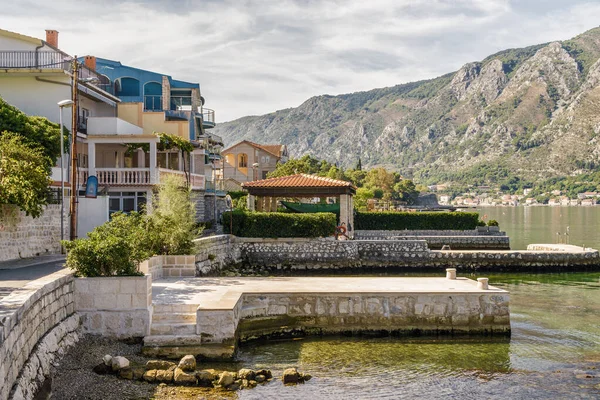 Vista Mattutina Soleggiata Della Baia Kotor Vicino Villaggio Dobrota Montenegro — Foto Stock