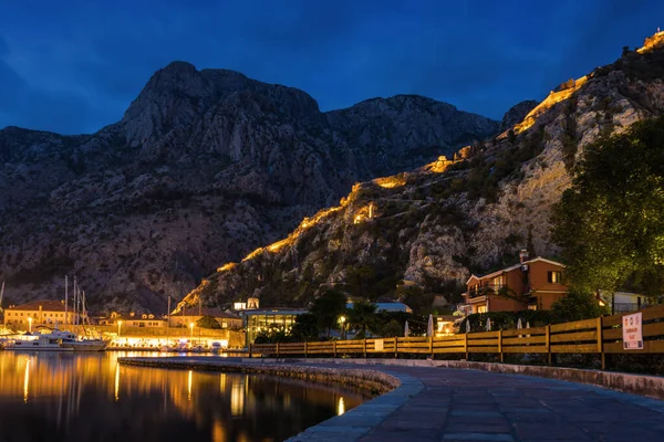 Vista Del Atardecer Antigua Torre Kotor Montegnegro —  Fotos de Stock