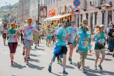 Maraton Colorrun Kiev 2017, Ukrayna nın çekimleri raporlama. 04 Haziran 2017.