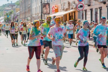 Maraton Colorrun Kiev 2017, Ukrayna nın çekimleri raporlama. 04 Haziran 2017.