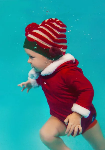 Enfant Caucasien Sous Marin Dans Nouvelle Année Costume Noël Dans — Photo