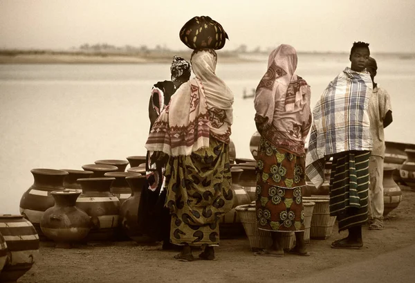 Mopti, Mali, Africa - il porto della città dove si unisce al Ba — Foto Stock
