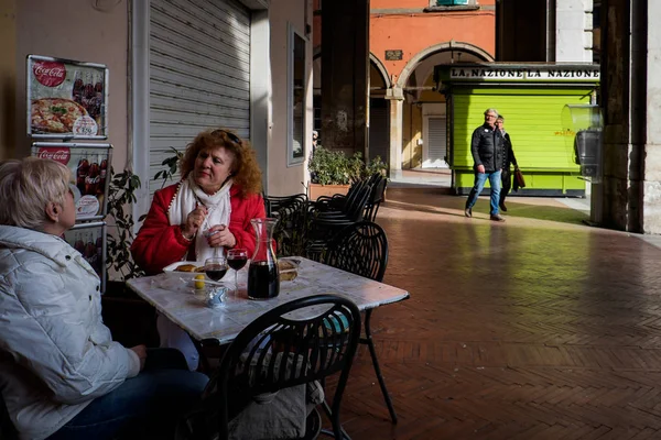 Pisa, Italia - 26 de febrero de 2017: Las bóvedas del pórtico de Pi —  Fotos de Stock