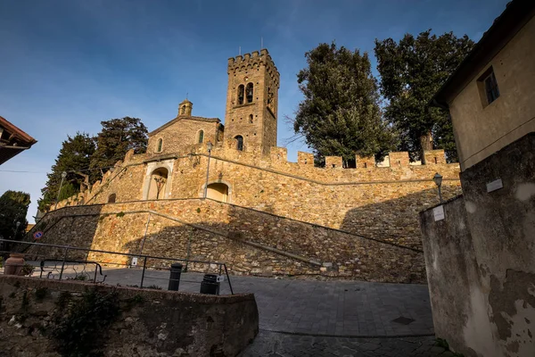 Castagneto Carducci, Leghorn, Itália - Castelo de Gherardesca — Fotografia de Stock