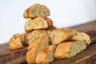 Tatlı bisküvi cantuccini badem ile