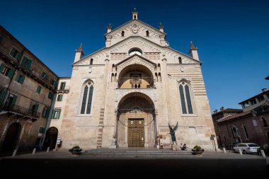 Verona, İtalya - 04 Nisan 2017: Cityscape Verona, Veneto