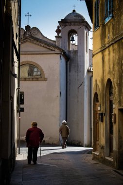 Guardistallo, Pisa, İtalya - 23 Nisan 2017: Tarihi Toskana jambon
