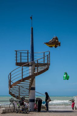 Marina di Cecina, İtalya - 07 Mayıs 2017: Cairoli Teras ve görünümü