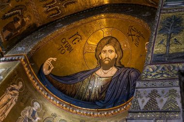 Monreale İtalya - Ekim 13, 2009: İç katedral 