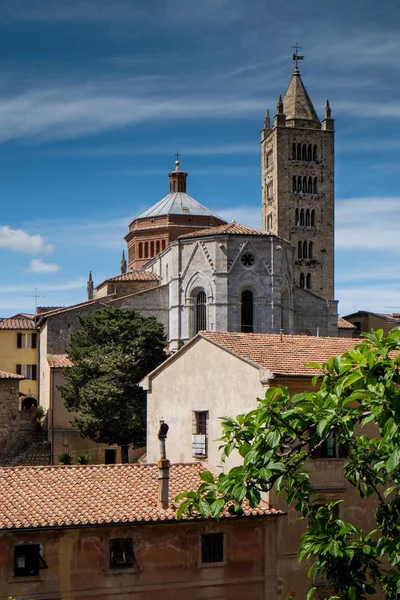 Massa Marittima, Τοσκάνη, μεσαιωνική πόλη στην Ιταλία, ο Καθεδρικός Ναός — Φωτογραφία Αρχείου