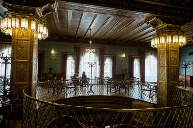 BUDAPEST, HUNGARY - AVRIL 17, 2016: Bar Urania, Rakoczi Street