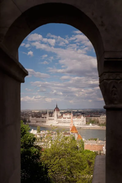 Budapest, Hungary - The Fishermen's Bastion — Stock Photo, Image