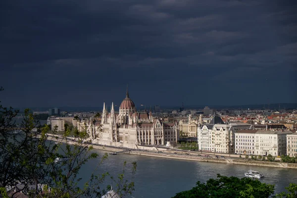 Budapest, Magyarország - Halászbástya — Stock Fotó