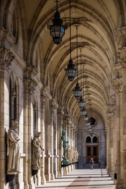 Budapeşte, Macaristan - Avril 16, 2016: Kütüphane giriş 